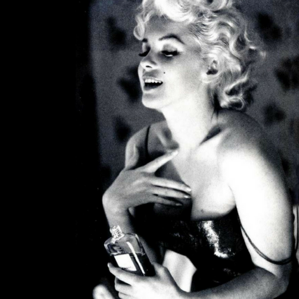 Marilyn Monroe Chanel N°5