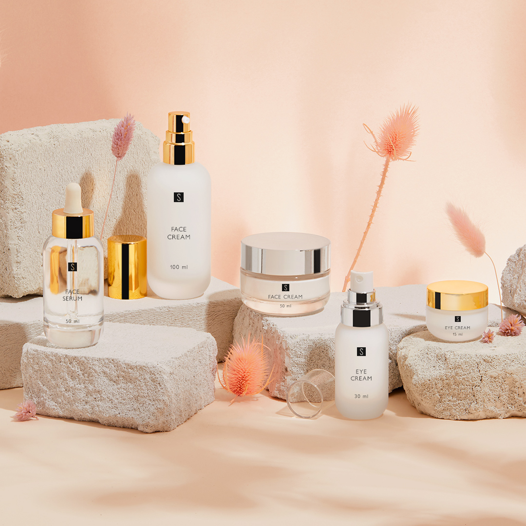 Ego collection: bottles and jars on Stocksmetic packaging