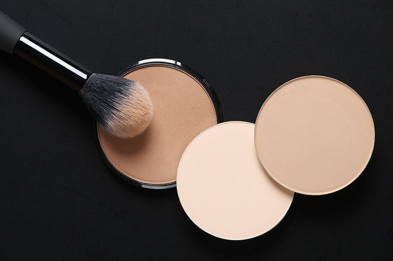 cosmetic packaging for concealer and foundation