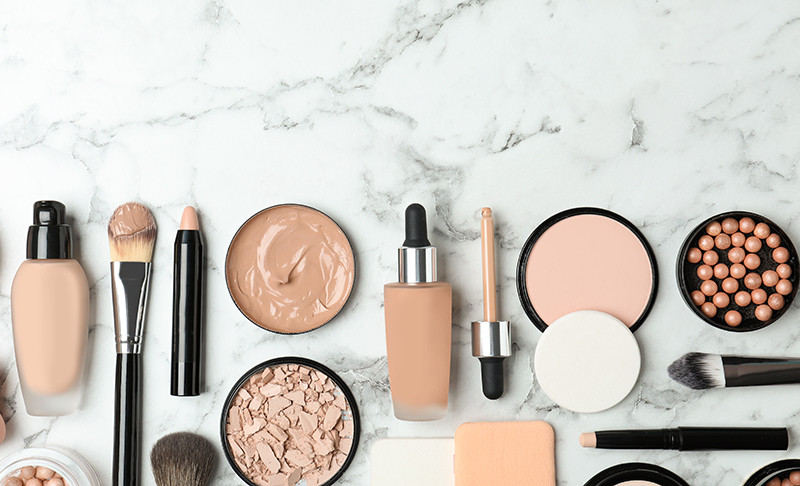 some examples of cosmetic packaging 