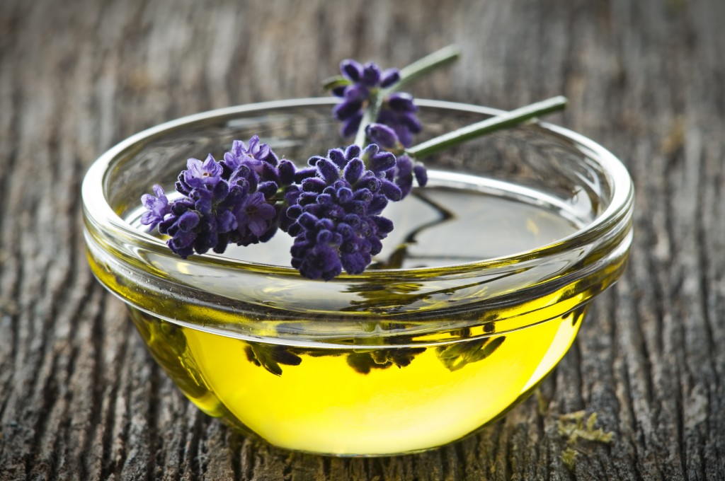 Olio essenziale di lavanda