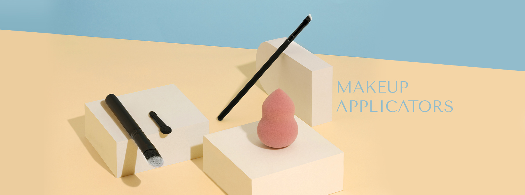 Makeup-applicators